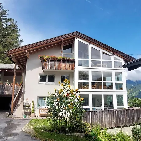 Haus Statz 48 Apartment Matrei am Brenner Exterior photo